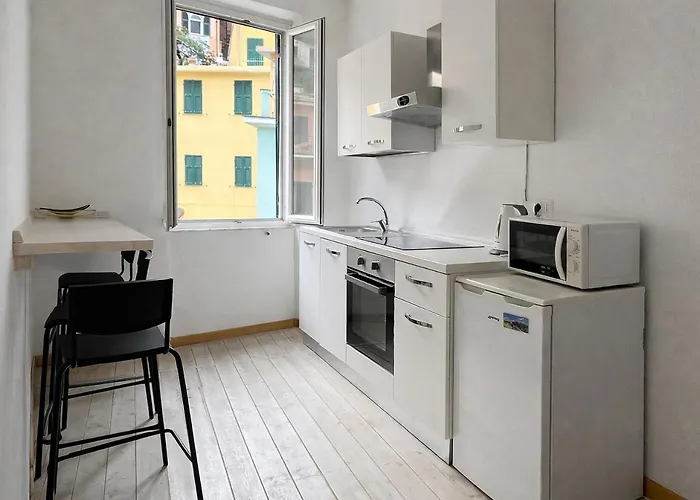 Vernazza Central Apartments * فيرناتْسا